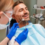 The gums around the wisdom tooth hurt - Smile Line Dentistry