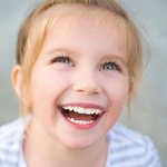 как убрать щель между зубами ребенка